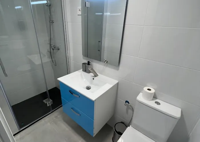 Apartamento En Junto A La Estacion Delicias *